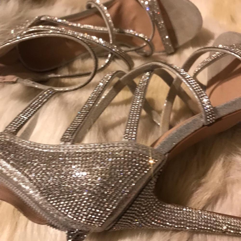 Pre owned Maripe ladies shoes, size: 7 with 4” high heels